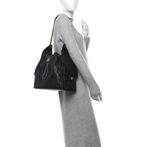 Caviar Quilted Medium Chanel 25 Handbag Black