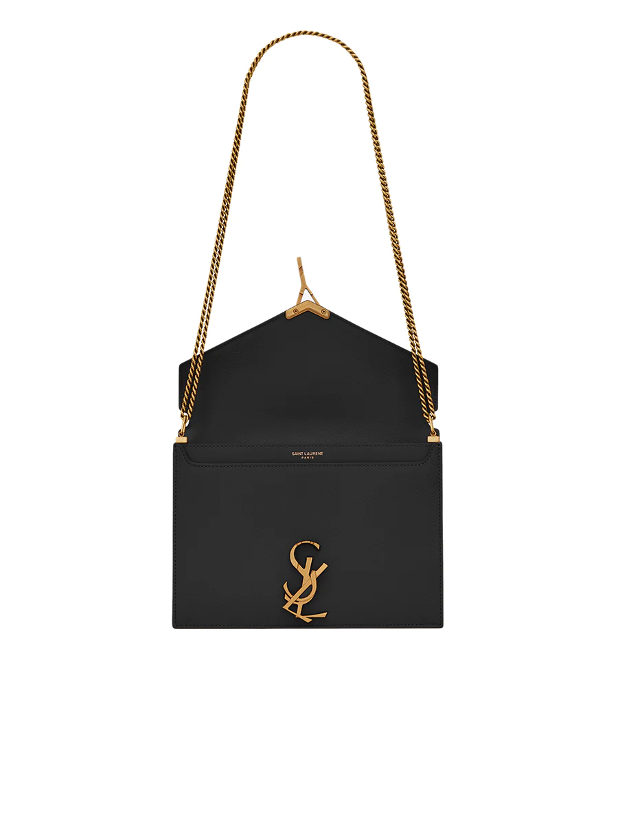 Cassandra Medium Chain Bag in Grain de Poudre Embossed Leather