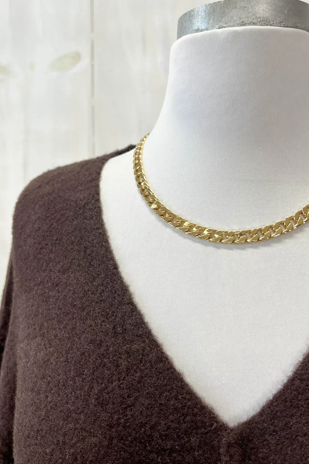 Cozy V-Neck Soft Knit Center Seam Detail Relaxed Fit Long Sleeve Pullover Sweater