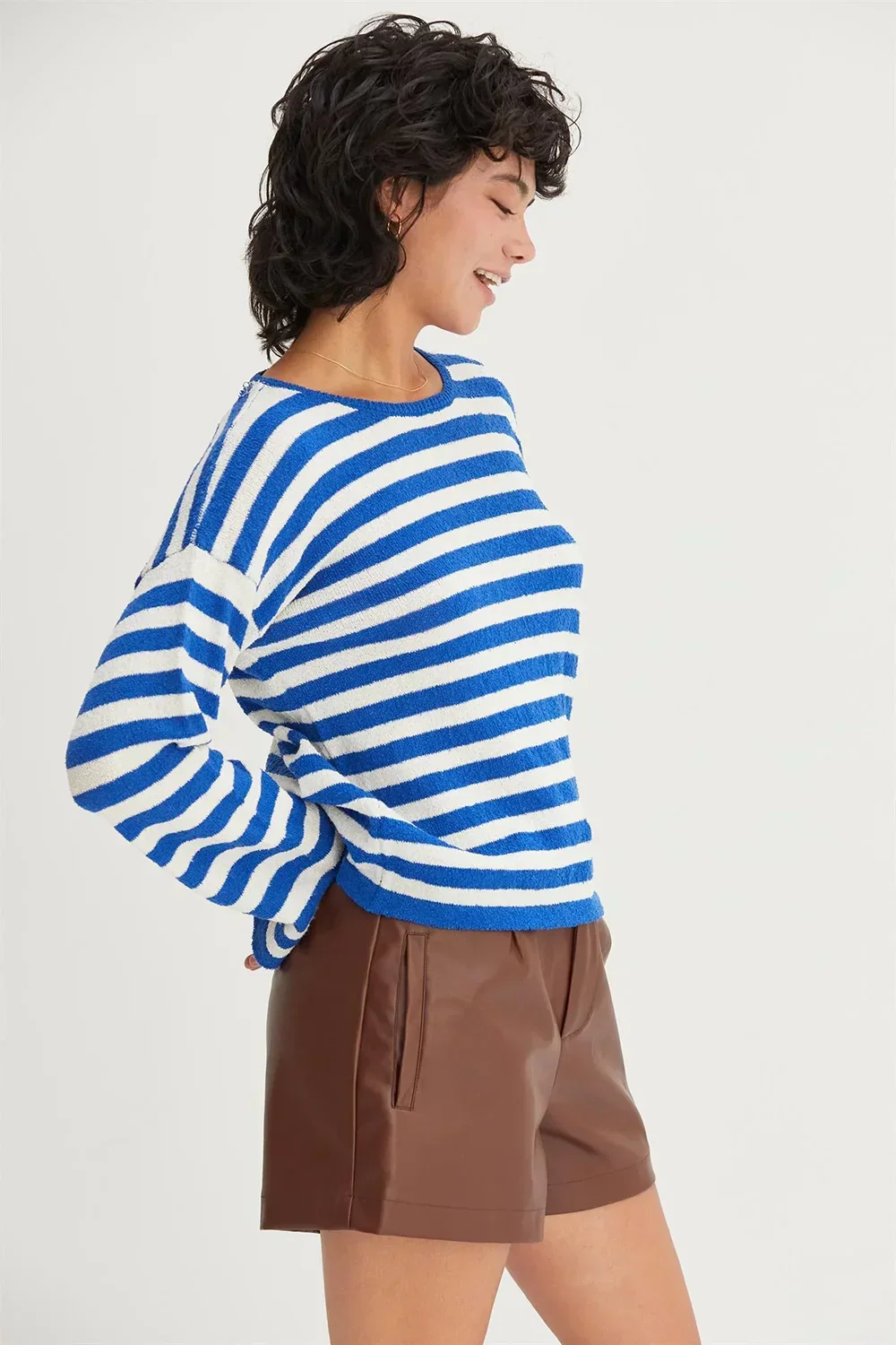 Classic Horizontal Striped Soft Knit Crew Neck Relaxed Fit Long Sleeve Pullover Sweater