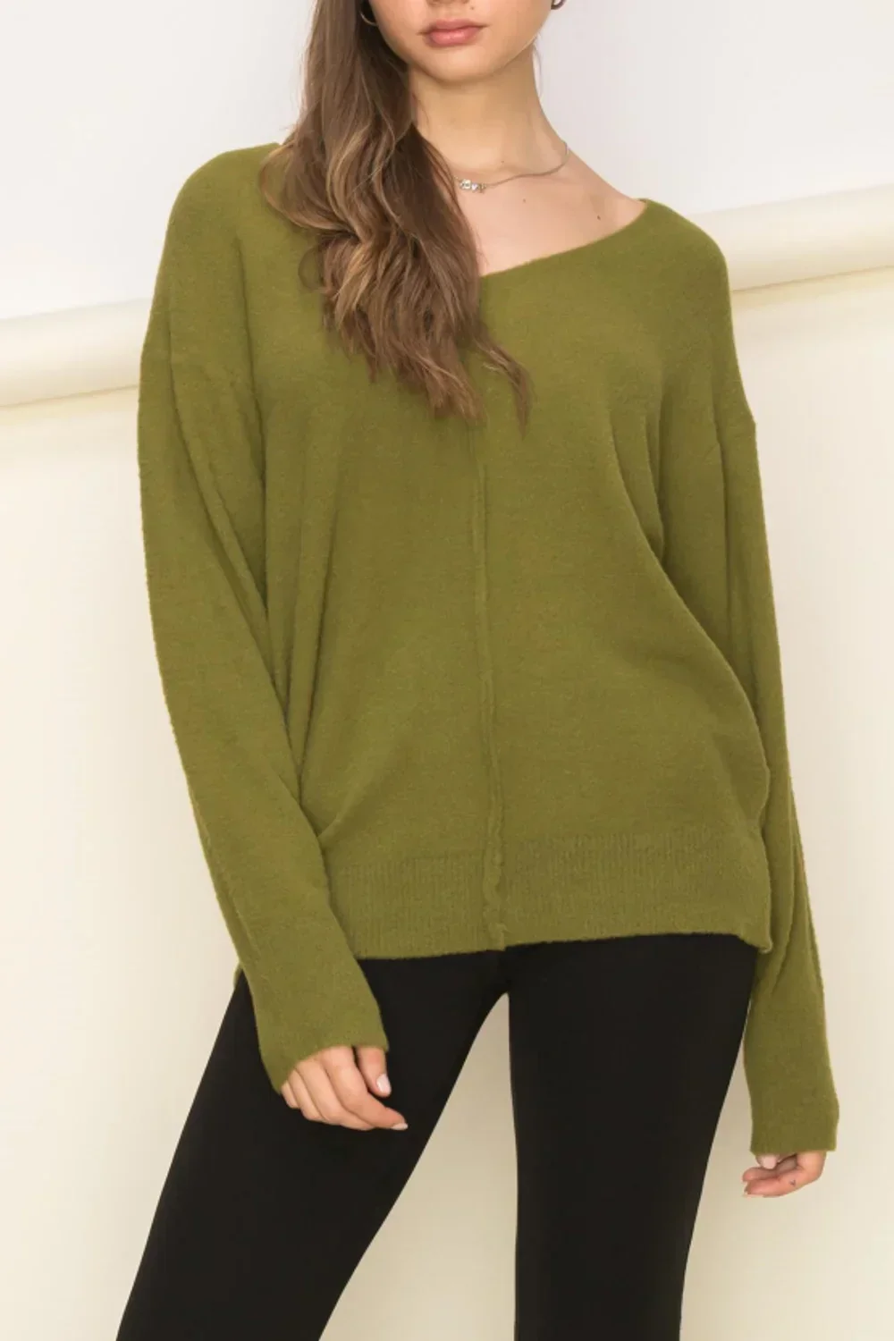 Cozy V-Neck Soft Knit Center Seam Detail Relaxed Fit Long Sleeve Pullover Sweater