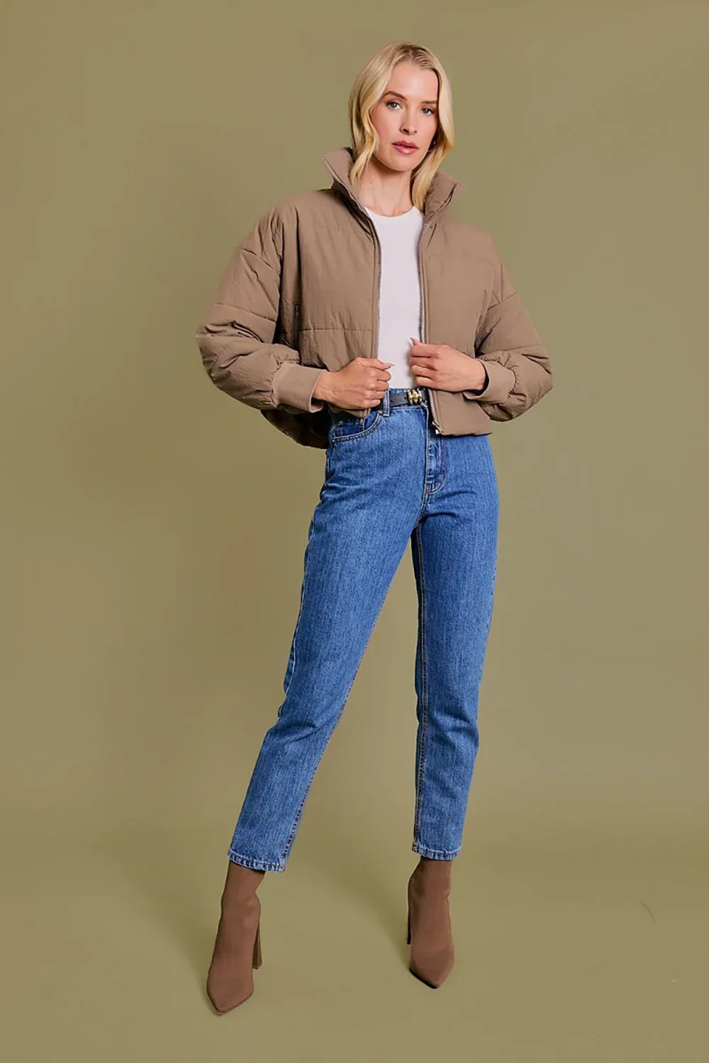 Quilted Puffer Stand Collar Zipper Pockets Cropped Bomber Jacket