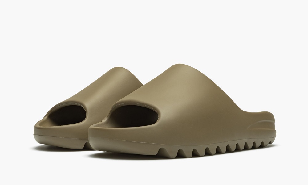 Yeezy Slides Earth Brown – FV8425
