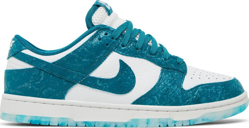 Wmns Dunk Low ‘Ocean’ DV3029-100