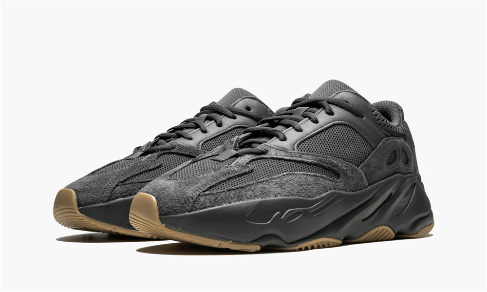 Yeezy Boost 700 Sports Shoes Utility Black – FV5304