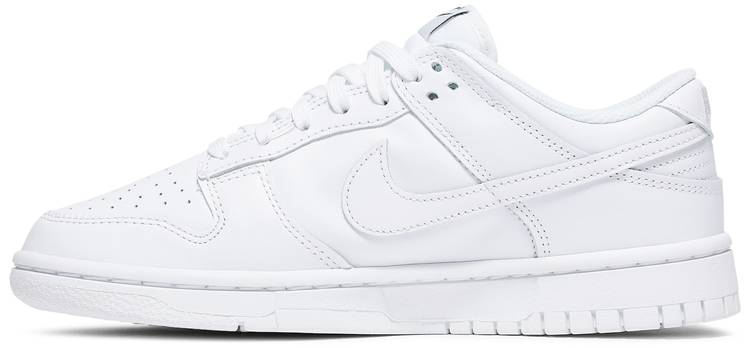 Wmns Dunk Low ‘Triple White’ DD1503-109