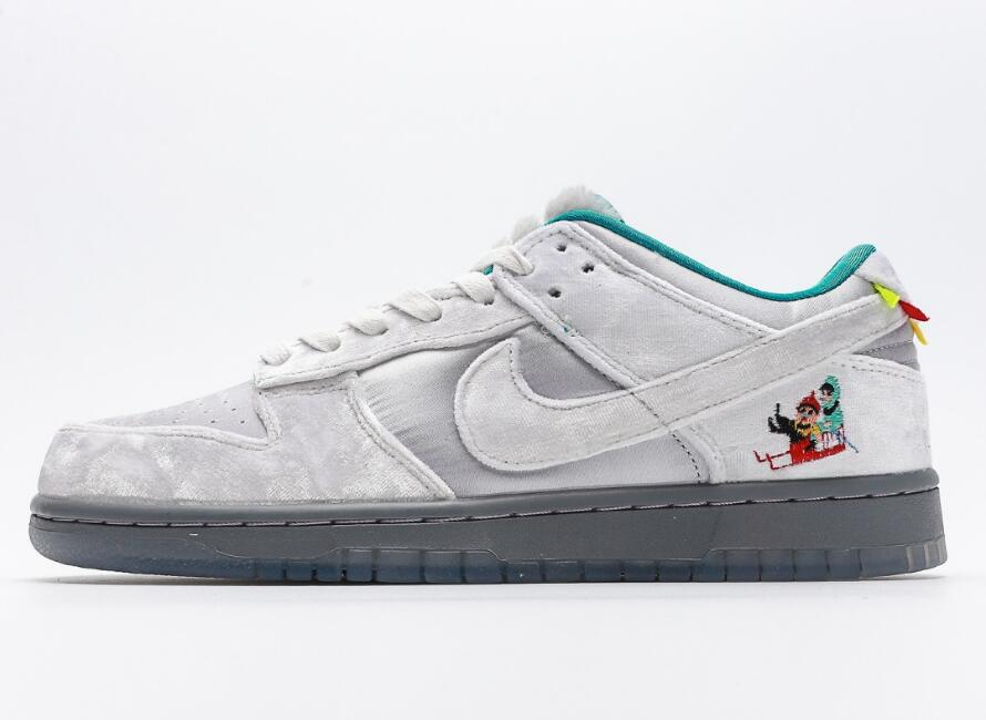 Wmns Dunk Low ‘Ice’ DO2326-001