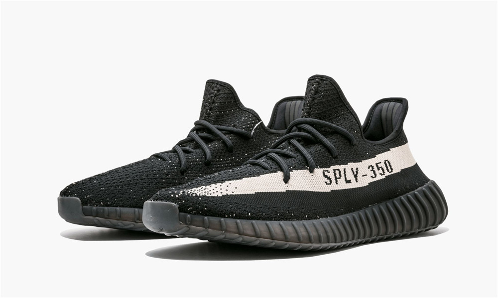 Yeezy Boost 350 V2 Sports Shoes Oreo – BY1604