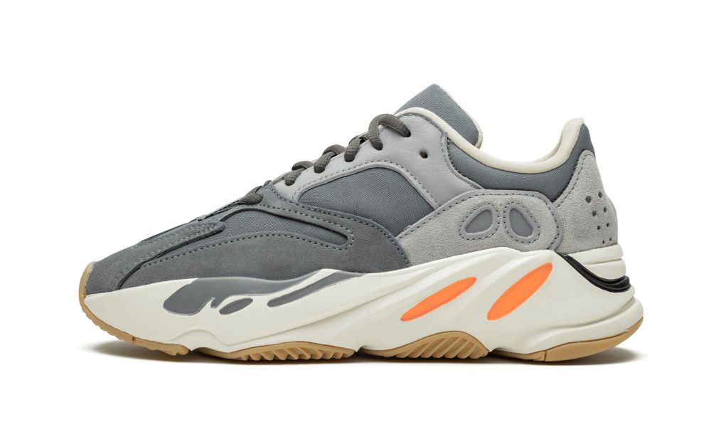 Yeezy Boost 700 Sports Shoes Magnet – FV9922