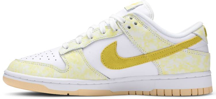 Wmns Dunk Low OG ‘Yellow Strike’ DM9467-700