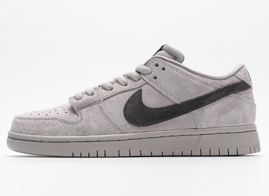 Dunk SB Low ‘Grey’ 854866-016