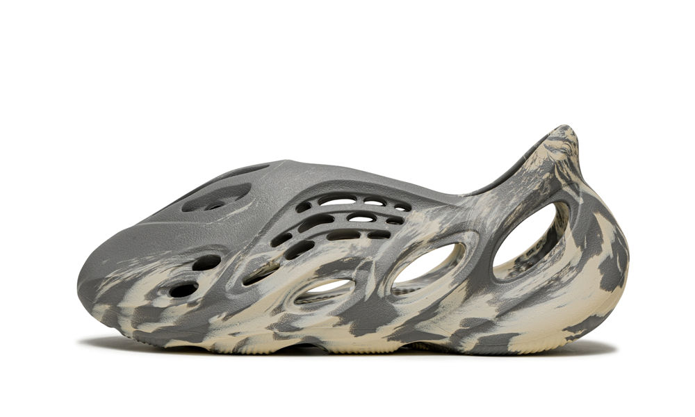 Yeezy Foam RNNR Shoes MXT Moon Gray – GV7904