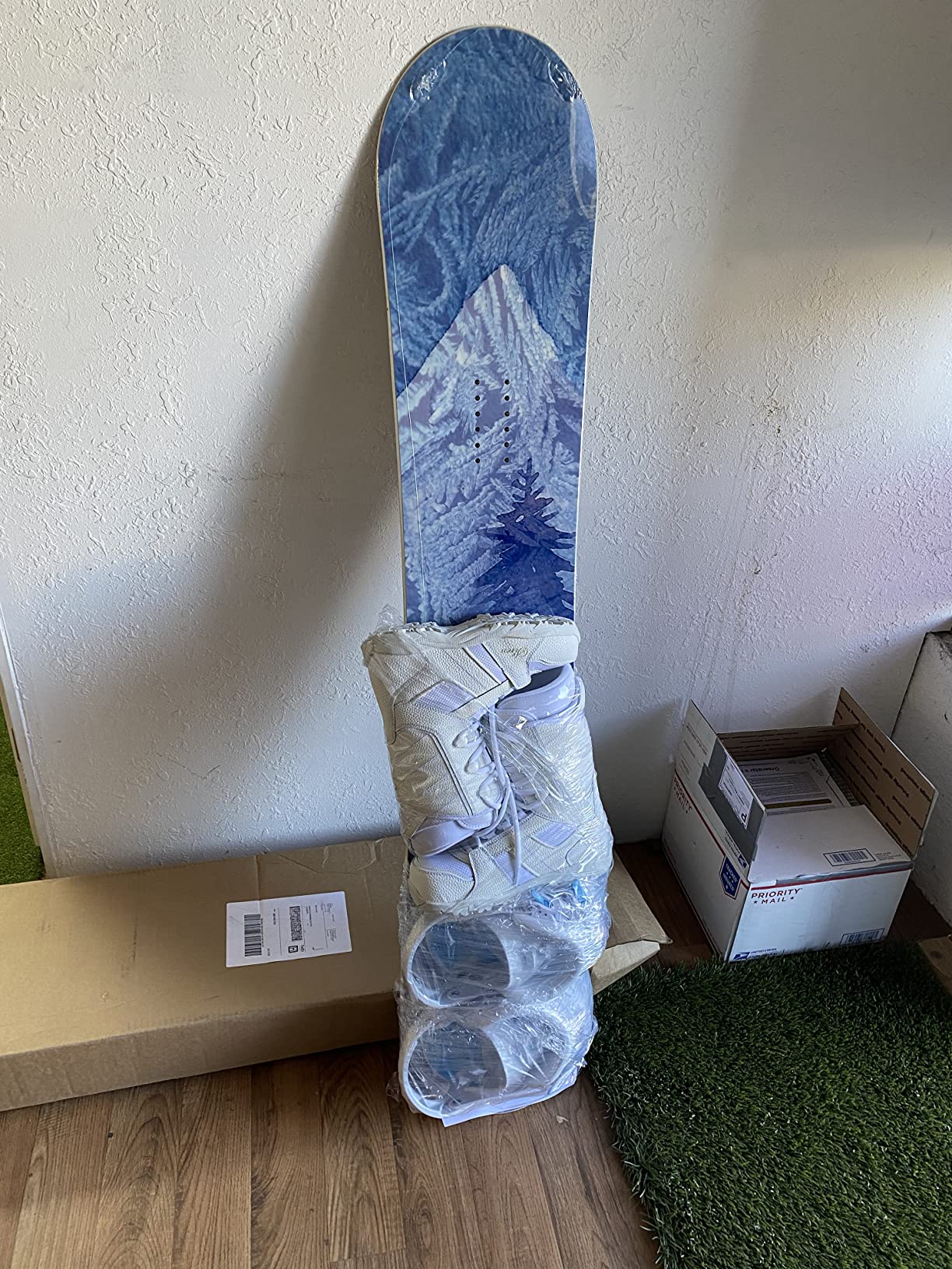 【Sports&Outdoors】2023 System Juno and Mystic Complete Women's Snowboard