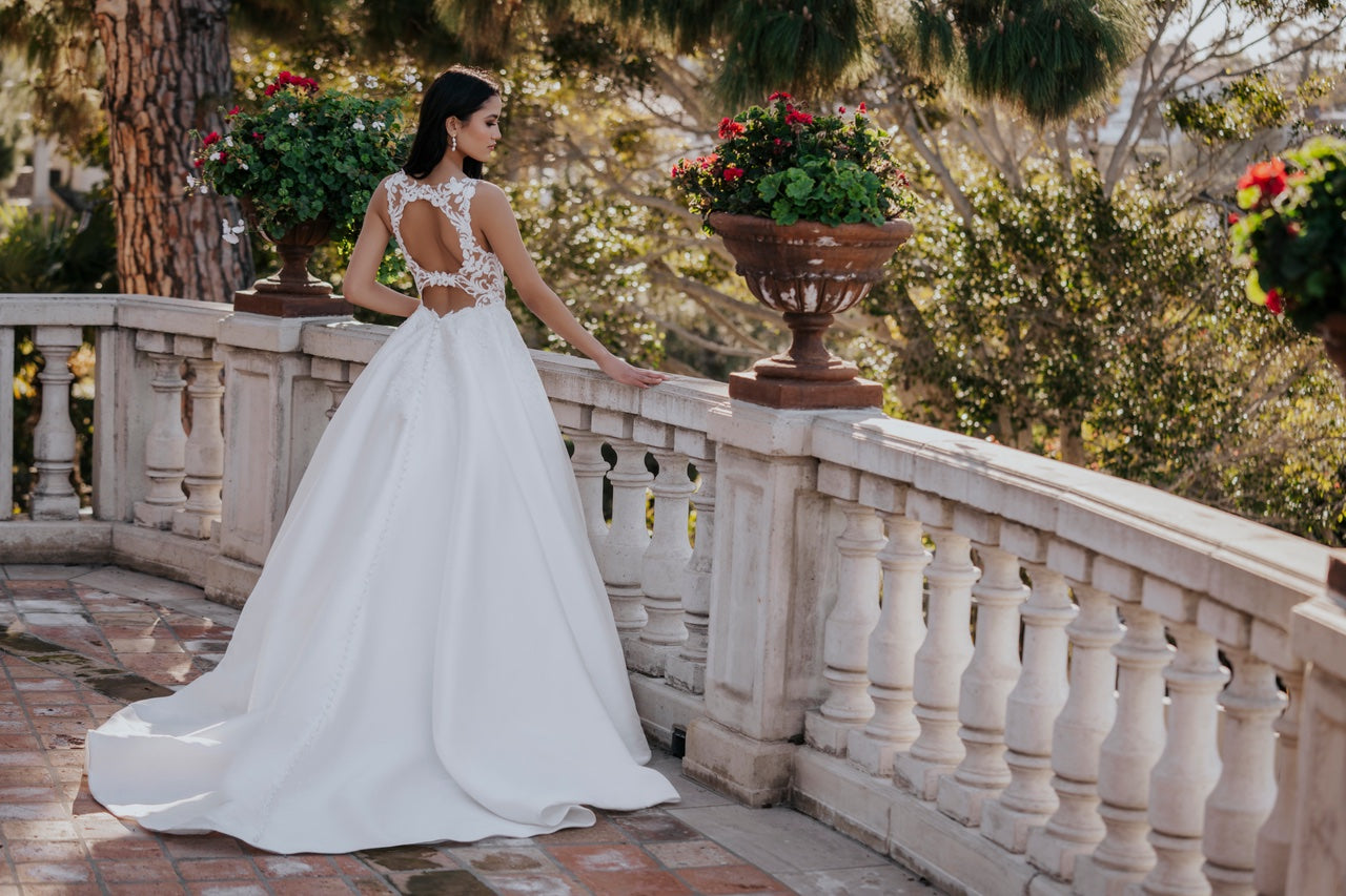 Allure Romance R3652 Wedding Dress