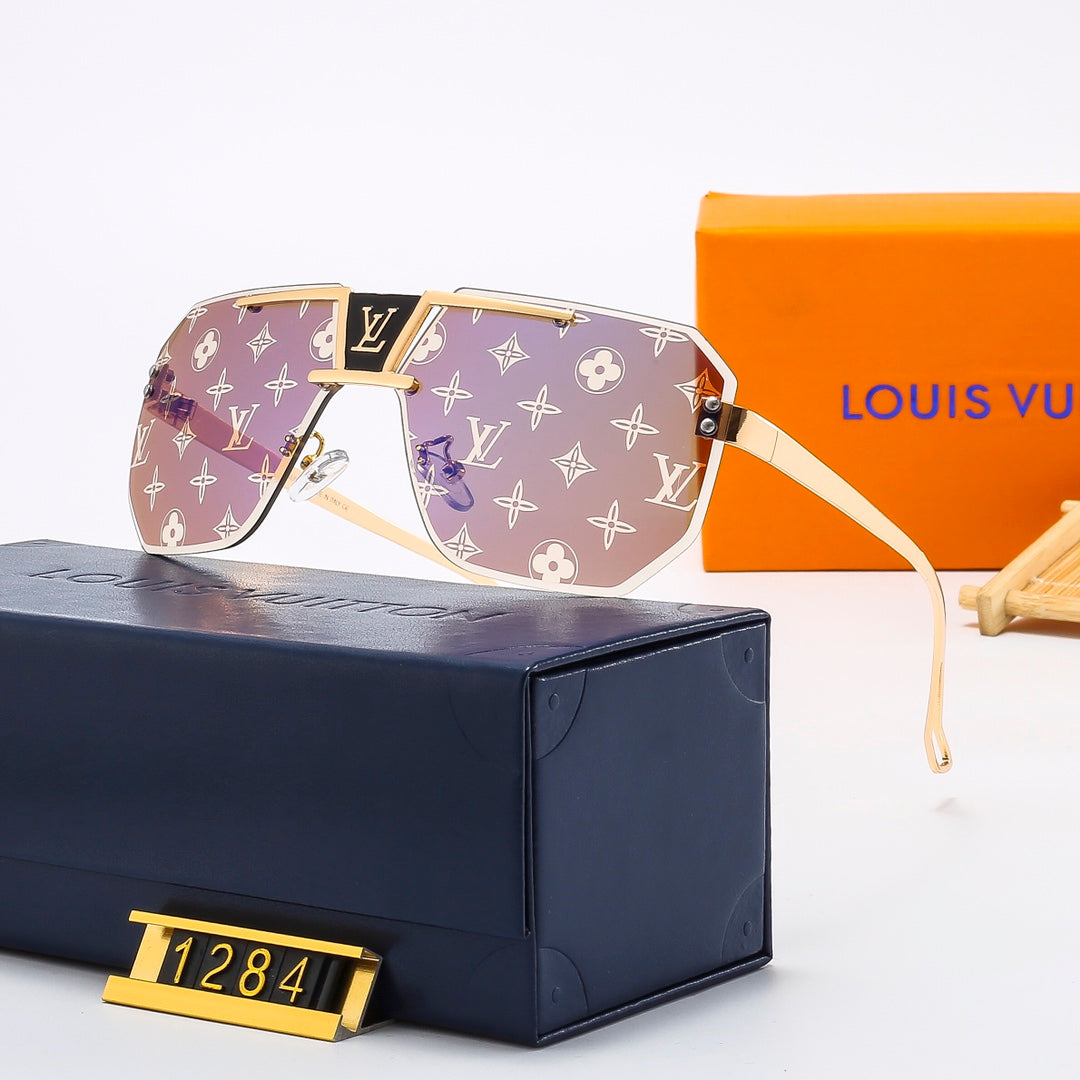 LV Louis Vuitton New trendy windproof sand goggles, UV protection ...