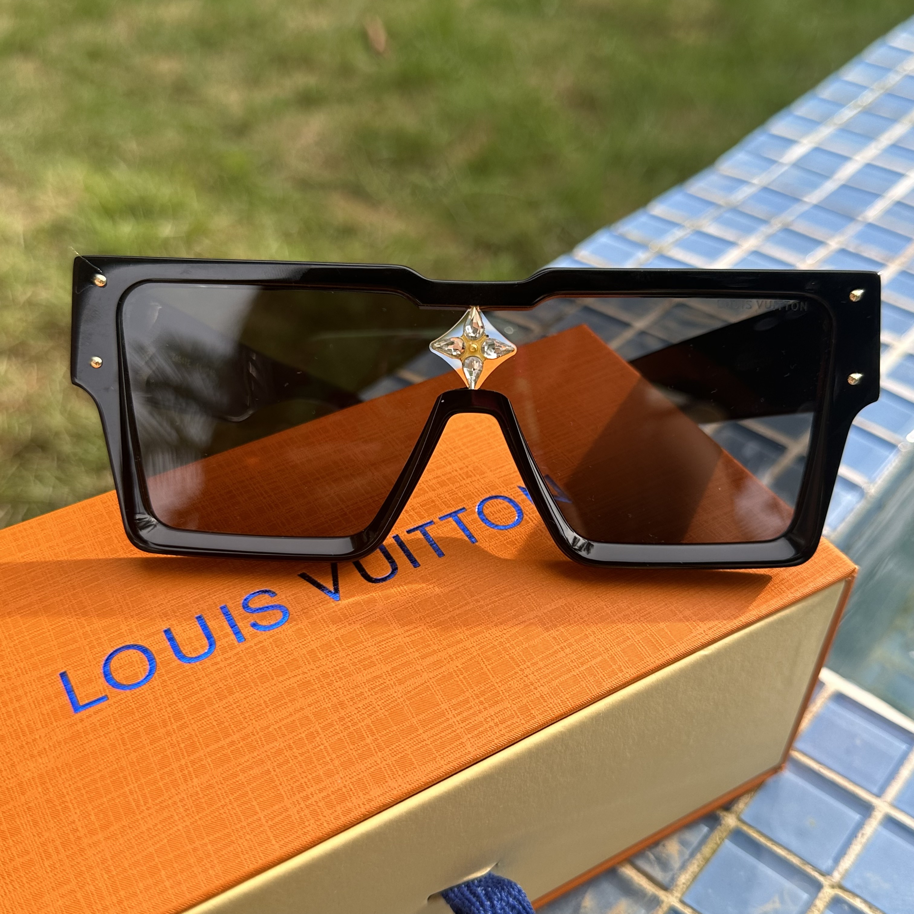 Louis Vuitton Cyclone Black Acetate Swarovski Crystal Sunglasses