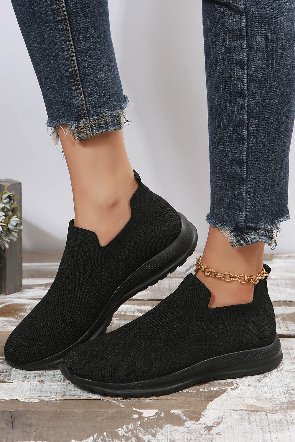 Black Breathable Knit Minimalist Slip-On Shoes