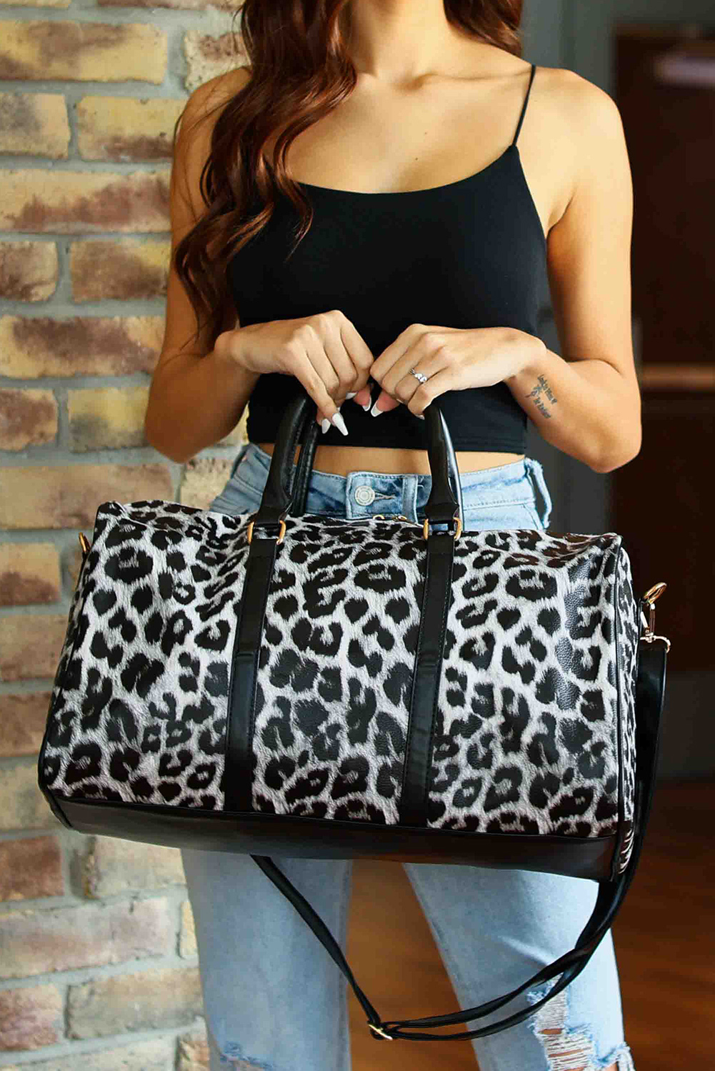 Leopard Large Capacity Sleek Duffel Bag