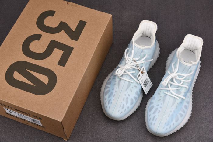Adidas Yeezy Boost 350 V2 Mono Ice GW2869