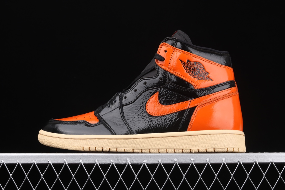 Air Jordan 1 Shattered Backboard 3.0 555088-028