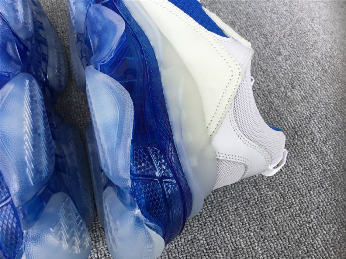 Balenciaga TRIPLES TRAINER CLEAR SOLE SNEAKERS 3000004