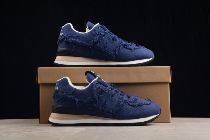 Miu Miu x New Balance IU688M