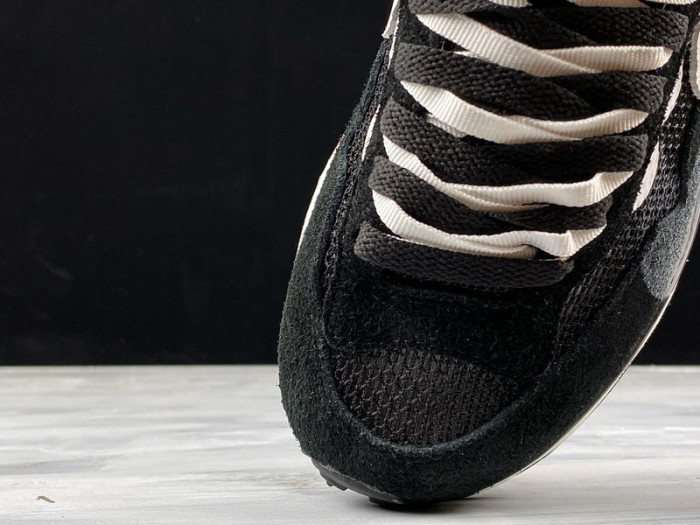 Sacai x Nike Pegasua Vaporfly Black White CV1363-001