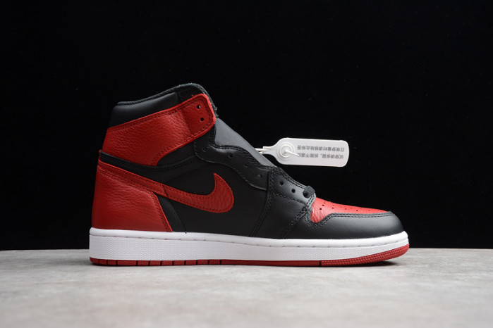 Air Jordan 1 Retro High OG Banned 2016 555088-001