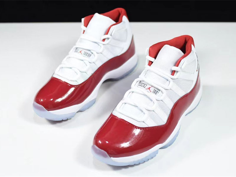 Air Jordan 11 RetroCherry (2022) CT8012-116
