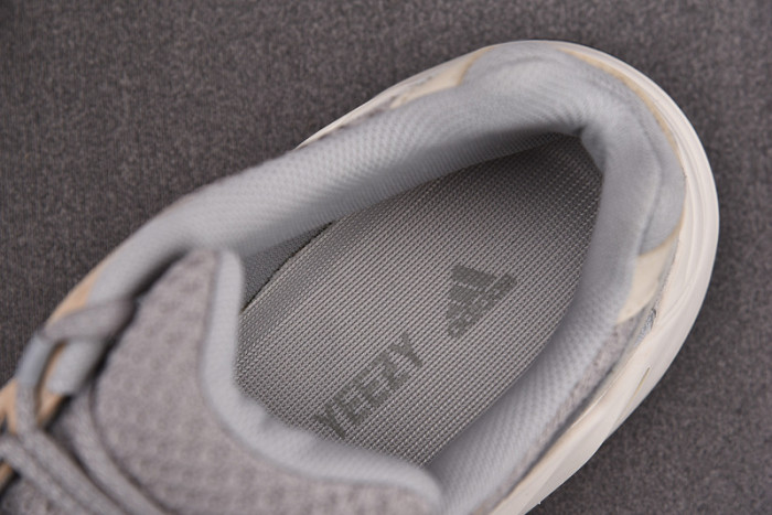 adidas Yeezy Boost 700 V2 Cream GY7924