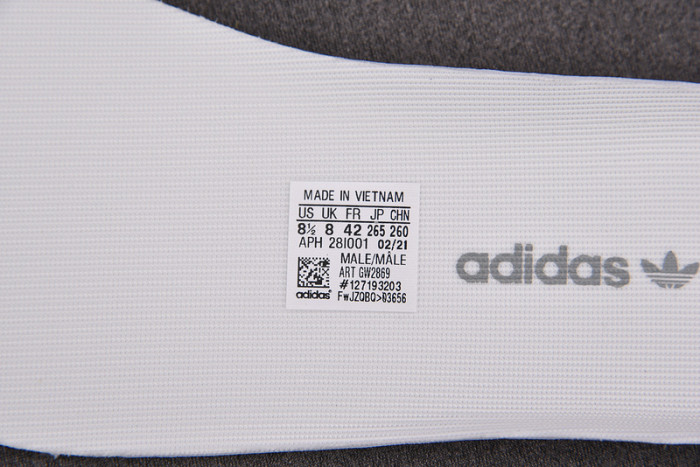 Adidas Yeezy Boost 350 V2 Mono Ice GW2869