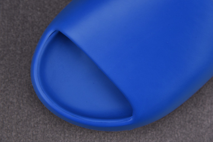 Kanye West x Adidas Yeezy Slide"Bone" FY7498