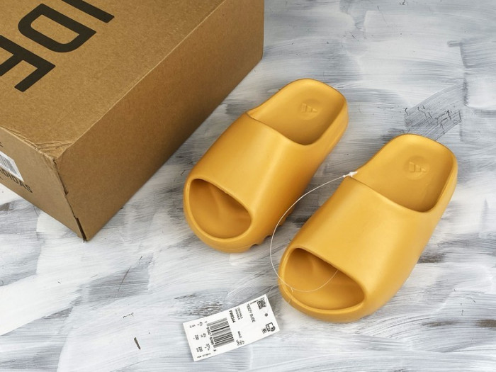 ADIDAS Yeezy Slide Desert Sand FW6344