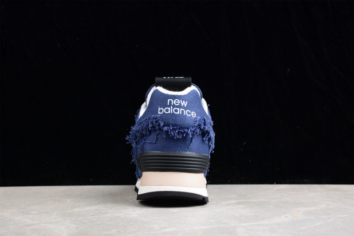 Miu Miu x New Balance IU688M