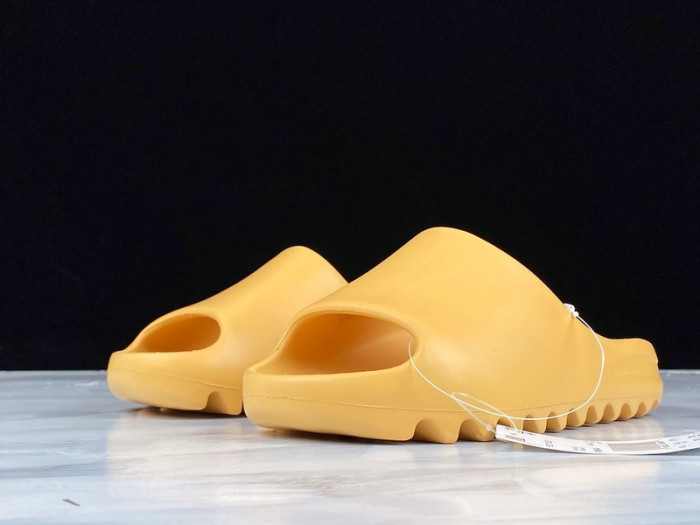 ADIDAS Yeezy Slide Desert Sand FW6344