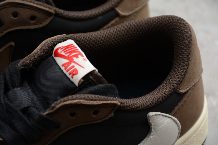 Travis Scott Air Jordan 1 Low Dark Mocha CQ4277-001