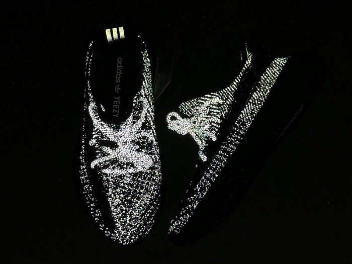 ADIDAS YEEZY BOOST 350 V2 BLACK REFLECTIVE FU9007