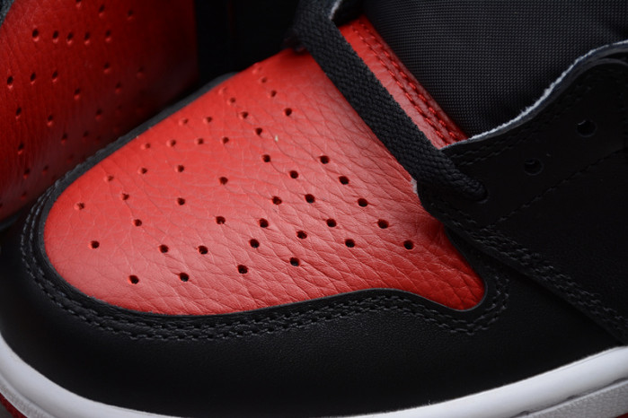 Air Jordan 1 Retro High OG Banned 2016 555088-001