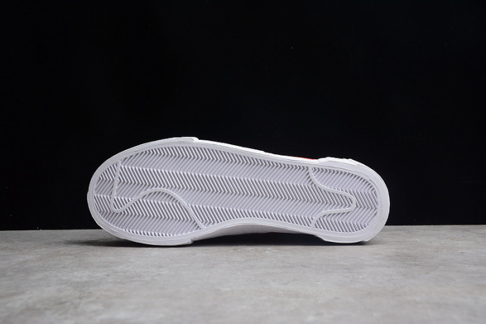 KAWS x sacai x Blazer Low Team Red DM7901-600