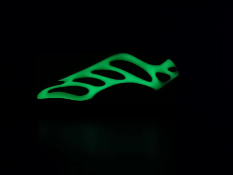 Yeezy 700 V3 Dark Glow GX6144