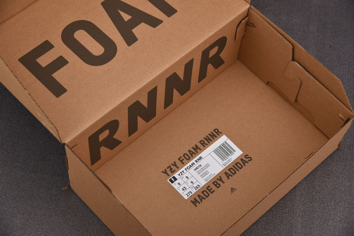 adidas Yeezy Foam Runner Onyx HP8739