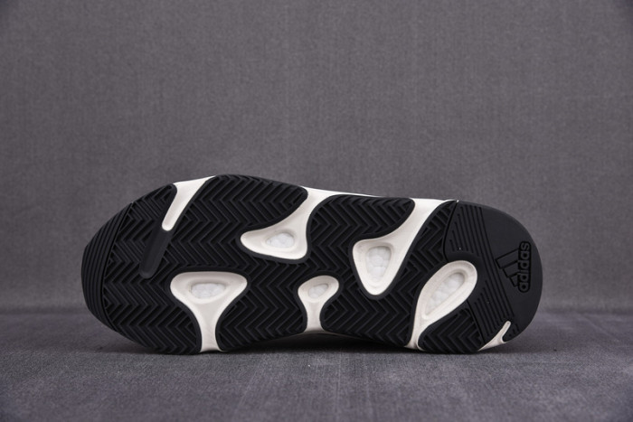 Adidas Yeezy 700 Boost Wave Runner B75571