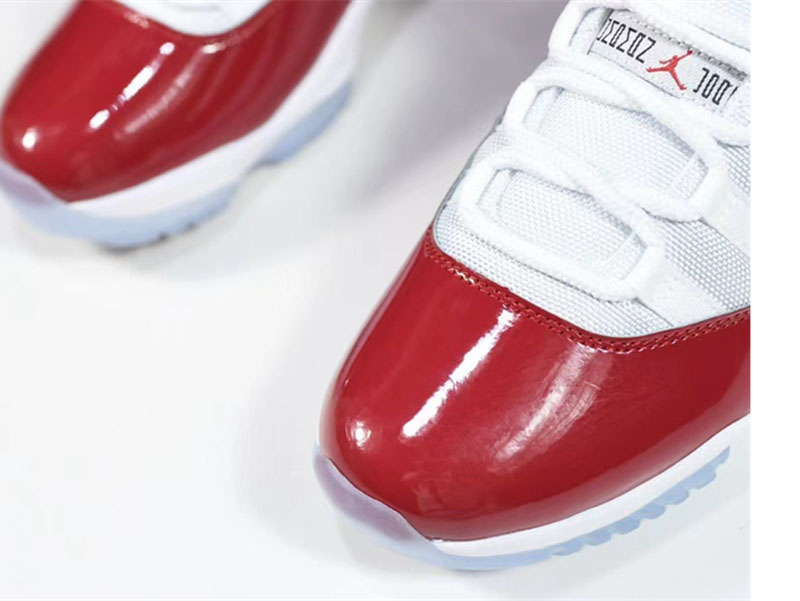 Air Jordan 11 RetroCherry (2022) CT8012-116