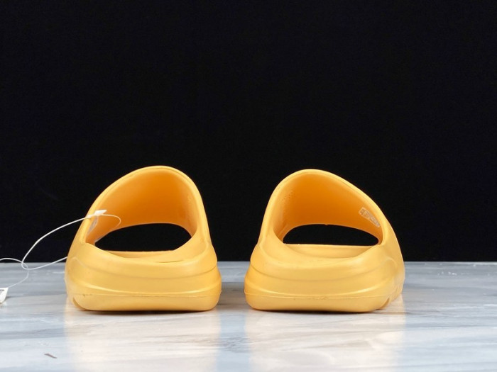 ADIDAS Yeezy Slide Desert Sand FW6344