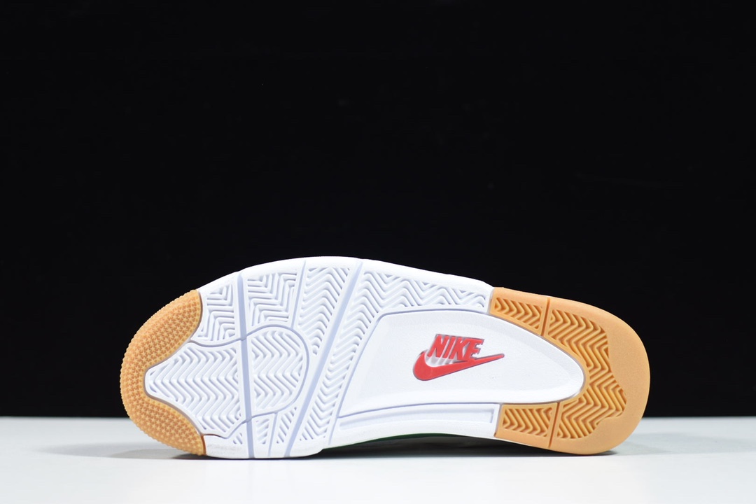 Jordan 4 Retro SB Pine Green DR5415-103