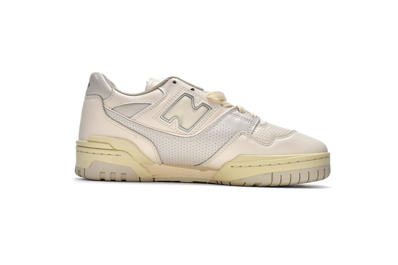 Get Auralee x New Balance 550 Ecru BB550AR