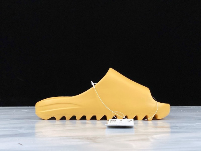 ADIDAS Yeezy Slide Desert Sand FW6344
