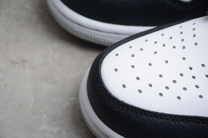 Air Jordan 1 High OG Stage Haze 555088-108