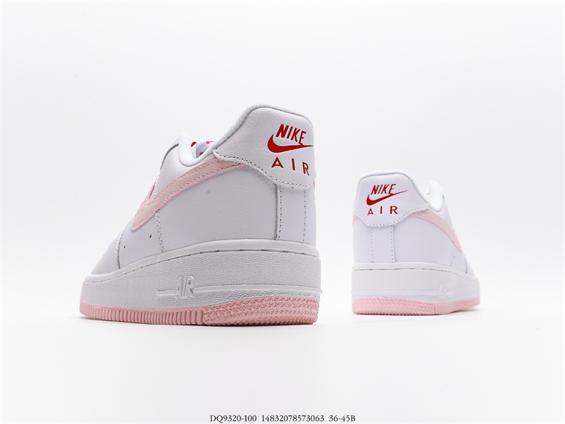 Women's Nike Air Force 1' 07