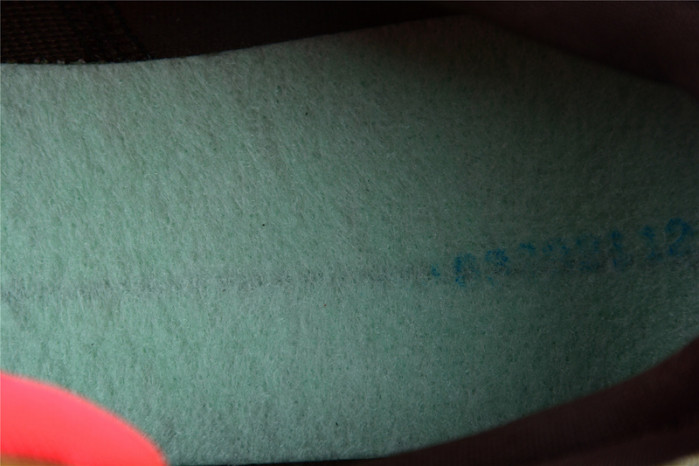 TRAVIS SCOTT X NIKE AIR MAX 1 DO9392-200